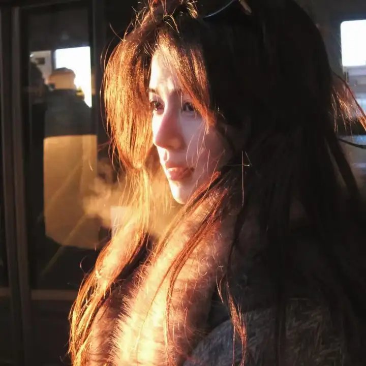 侥幸逃生的司机